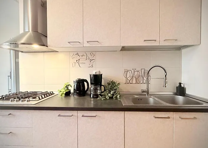 Heaven - 2br Near Palace Of Parliament *